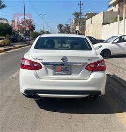 نيسان ألتيما